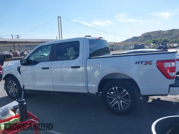 2021 Ford F-150 XL with VIN 1FTEW1CP2MKE42968, listed as a IAAI auction lot 42022454 with 32,908 mi miles. Bid and sale history available at carsss.com. Image 14.