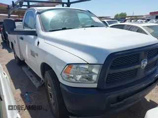 2018 Ram 2500 Tradesman with VIN 3C7WR4AJ8JG293547, listed as a IAAI auction lot 42474445 with 121,406 mi miles and . Bid and sale history available at DreamBid. Image 1.