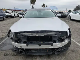 2018 Genesis G80 5.0L Ultimate with VIN KMHGN4JF2JU236231, listed as a Copart auction lot 82004244 with 38,868 mi miles and Salvage Title. Bid and sale history available at carsss.com. Image 5.