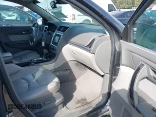 2014 GMC Acadia SLT with VIN 1GKKRRKD4EJ221383, listed as a IAAI auction lot 40396280 with 168,757 mi miles. Bid and sale history available at carsss.com. Image 5.