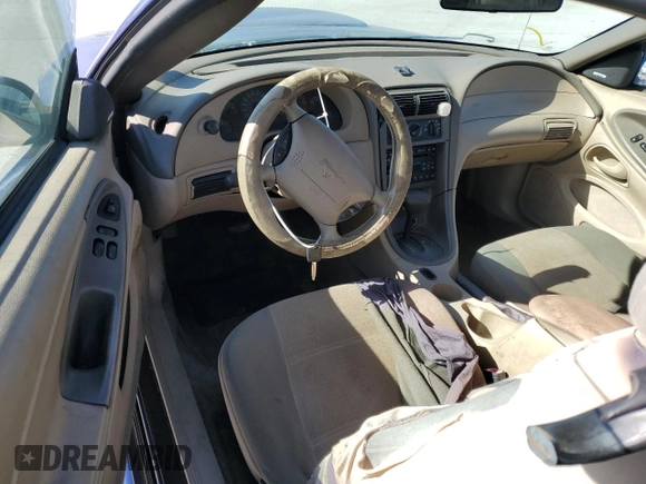 2004 Ford Mustang Standard with VIN 1FAFP40464F111564, listed as a Copart auction lot 43217855 with 180,895 mi miles and Clean Title. Bid and sale history available at carsss.com. Image 8.