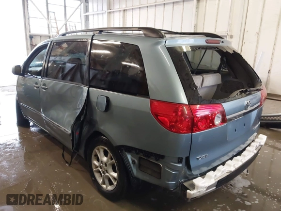 2006 Toyota Sienna XLE with VIN 5TDZA22C86S503370, listed as a IAAI auction lot 41560793 with 1 mi miles. Bid and sale history available at carsss.com. Image 3.