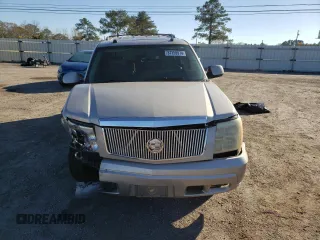 2004 Cadillac Escalade z VIN 1GYEC63T04R107597, wystawiony jako Copart lot #87259974 z przebiegiem Nie podano mil oraz Nie do naprawy • Non repairable. Historia ofert i sprzedaży dostępna na DreamBid. Obrazek 5.