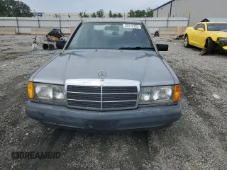 1991 Mercedes-Benz 190 z VIN WDBDA29D3MF767780, wystawiony jako Copart lot #57215785 z przebiegiem 200 216 mil mil oraz Tytuł czysty. Historia ofert i sprzedaży dostępna na DreamBid. Obrazek 5.