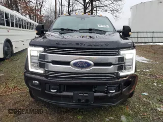 2019 Ford Super Duty F-450 DRW XL with VIN 1FT8W4DT3KEE07488, listed as a Copart auction lot 84150254 with 70,900 mi miles and Non Repairable. Bid and sale history available at carsss.com. Image 5.