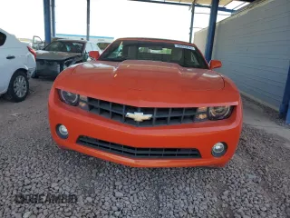 2013 Chevrolet Camaro LT z VIN 2G1FC3D3XD9222136, wystawiony jako Copart lot #48553255 z przebiegiem 51 626 mil mil oraz Szkoda całkowita • Salvage title. Historia ofert i sprzedaży dostępna na DreamBid. Obrazek 5.