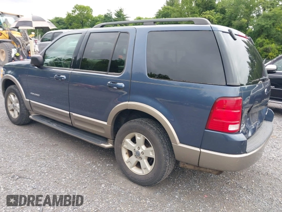 2004 Ford Explorer z VIN 1FMZU84W64UB21831, wystawiony jako IAAI lot #42585205 z przebiegiem 150 392 mil mil oraz . Historia ofert i sprzedaży dostępna na DreamBid. Obrazek 3.