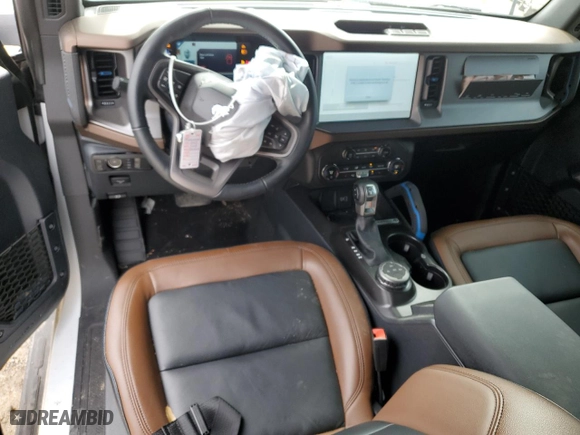 2023 Ford Bronco with VIN 1FMEE5BP7PLC15071, listed as a Copart auction lot 45321715 with 2,213 mi miles and Salvage Title. Bid and sale history available at carsss.com. Image 8.