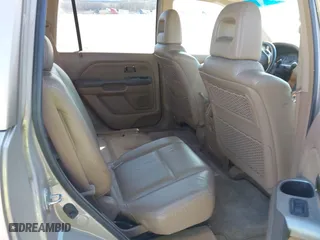 2003 Honda Pilot EX with VIN 2HKYF18513H547292, listed as a IAAI auction lot 41744101 with 236,852 mi miles. Bid and sale history available at carsss.com. Image 8.