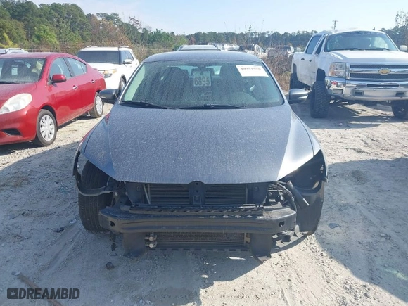 2015 Volkswagen Passat 1.8T S with VIN 1VWAT7A33FC053258, listed as a IAAI auction lot 40951558 with 137,016 mi miles. Bid and sale history available at carsss.com. Image 12.