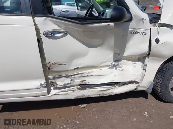 2006 Chrysler PT Cruiser with VIN 3A4FY48B56T359429, listed as a IAAI auction lot 41991425 with 43,753 mi miles. Bid and sale history available at carsss.com. Image 6.