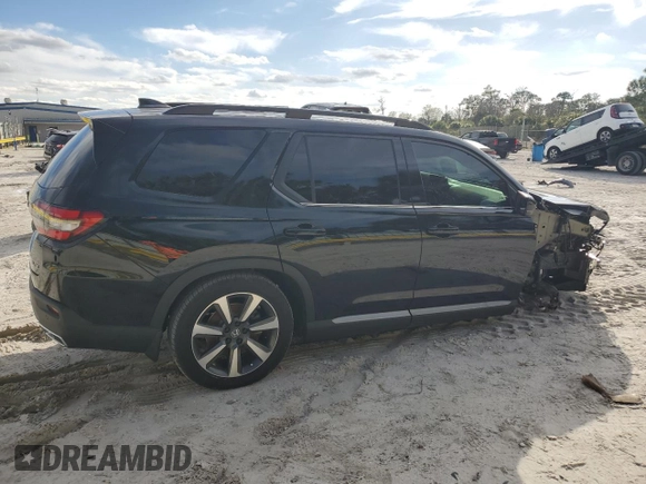 2024 Honda Pilot Elite with VIN 5FNYG1H87RB045935, listed as a Copart auction lot 43043765 with 10,544 mi miles and Salvage Title. Bid and sale history available at carsss.com. Image 3.