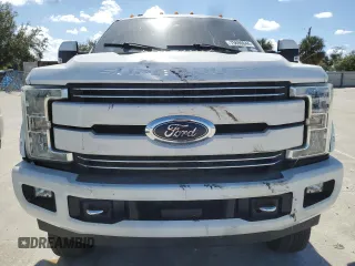 2018 Ford Super Duty F-250 SRW XL with VIN 1FT7W2BT6JEB95882, listed as a Copart auction lot 75690644 with 0 mi miles and Non Repairable. Bid and sale history available at carsss.com. Image 5.