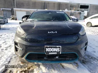 2022 Kia Niro S with VIN KNDCC3LG5N5122863, listed as a Copart auction lot 41667725 with 42,489 mi miles and Salvage Title. Bid and sale history available at DreamBid. Image 5.