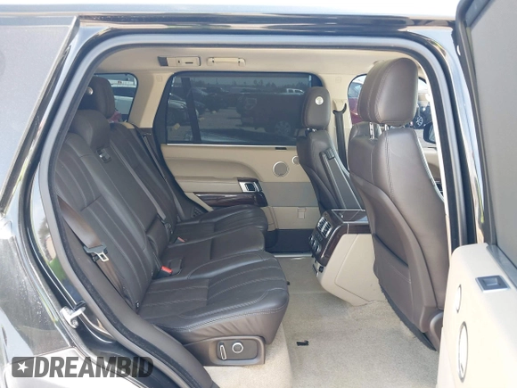 2016 Land Rover Range Rover Supercharged with VIN SALGS3EF0GA262914, listed as a IAAI auction lot 41741473 with 106,853 mi miles. Bid and sale history available at carsss.com. Image 8.