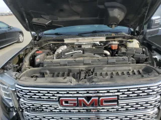 2020 GMC Sierra 3500HD Denali z VIN 1GT49WEY8LF341558, wystawiony jako Copart lot #42609425 z przebiegiem 70 658 mil mil oraz Szkoda całkowita • Salvage title. Historia ofert i sprzedaży dostępna na DreamBid. Obrazek 11.