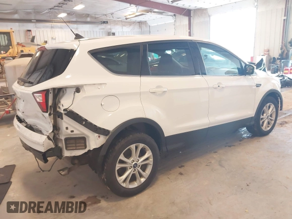 2019 Ford Escape SE z VIN 1FMCU9GDXKUA97147, wystawiony jako IAAI lot #42155997 z przebiegiem 94 829 mil mil oraz . Historia ofert i sprzedaży dostępna na DreamBid. Obrazek 4.