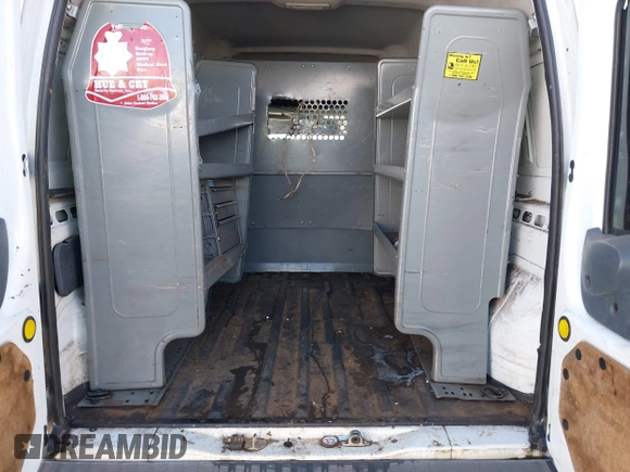2013 Ford Transit Connect XL z VIN NM0LS7CN8DT160250, wystawiony jako IAAI lot #41144594 z przebiegiem 203 163 mil mil oraz . Historia ofert i sprzedaży dostępna na DreamBid. Obrazek 19.