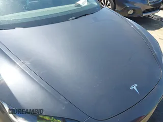 2024 Tesla Model 3 z VIN 5YJ3E1EA4RF735729, wystawiony jako IAAI lot #41964387 z przebiegiem Nie podano mil oraz . Historia ofert i sprzedaży dostępna na DreamBid. Obrazek 10.