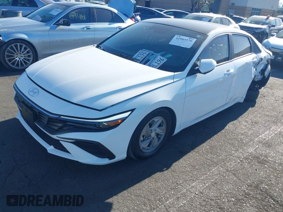 2024 Hyundai Elantra SE with VIN KMHLL4DG8RU816118, listed as a IAAI auction lot 42503570 with 18,730 mi miles and . Bid and sale history available at DreamBid. Image 18.