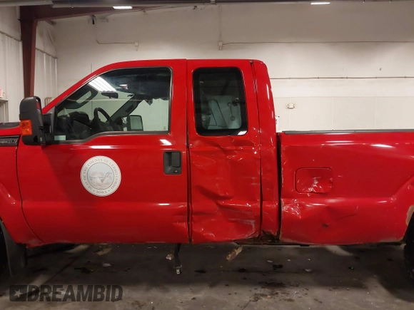 2014 Ford F-250 XL z VIN 1FT7X2B65EEA74094, wystawiony jako IAAI lot #40955480 z przebiegiem 171 642 mil mil oraz . Historia ofert i sprzedaży dostępna na DreamBid. Obrazek 15.