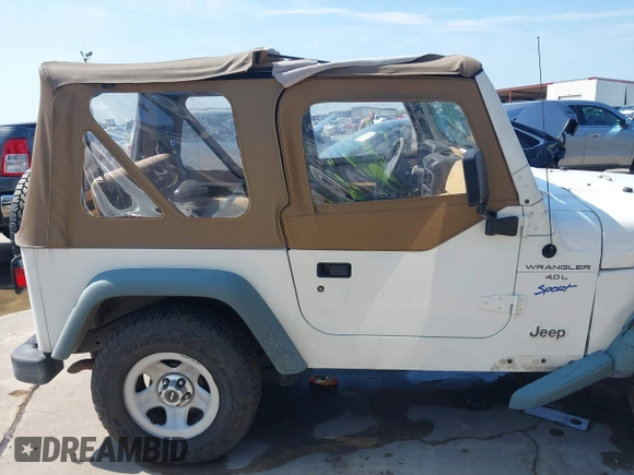 1998 Jeep Wrangler Sport z VIN 1J4FY19S3WP776209, wystawiony jako IAAI lot #42493513 z przebiegiem 113 130 mil mil oraz . Historia ofert i sprzedaży dostępna na DreamBid. Obrazek 14.