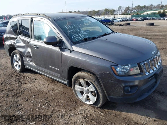 2017 Jeep Compass Latitude with VIN 1C4NJDEB6HD210255, listed as a IAAI auction lot 41643717 with 39,802 mi miles and . Bid and sale history available at DreamBid. Image 1.