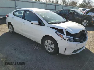 2018 Kia Forte LX with VIN 3KPFK4A71JE281810, listed as a Copart auction lot 48655715 with 101,804 mi miles and Salvage Title. Bid and sale history available at carsss.com. Image 4.