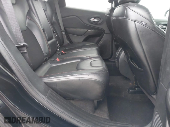 2019 Jeep Cherokee Trailhawk Elite with VIN 1C4PJMBX6KD418409, listed as a IAAI auction lot 41178690 with 80,755 mi miles. Bid and sale history available at carsss.com. Image 8.