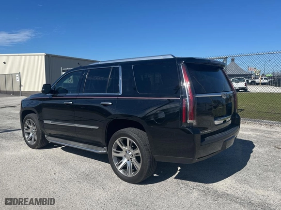 2015 Cadillac Escalade Premium with VIN 1GYS3NKJ5FR588625, listed as a Copart auction lot 41823535 with 152,188 mi miles and Clean Title. Bid and sale history available at carsss.com. Image 3.