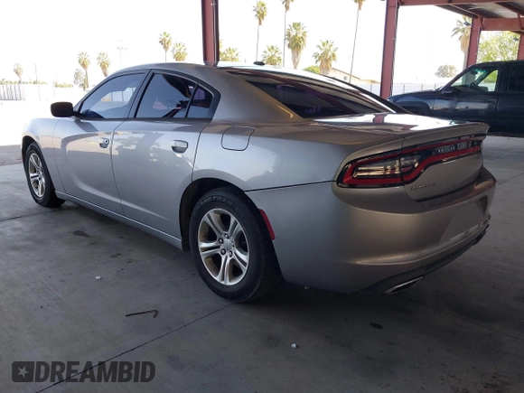 2015 Dodge Charger SE with VIN 2C3CDXBG1FH840060, listed as a IAAI auction lot 42111676 with 165,479 mi miles and . Bid and sale history available at carsss.com. Image 3.