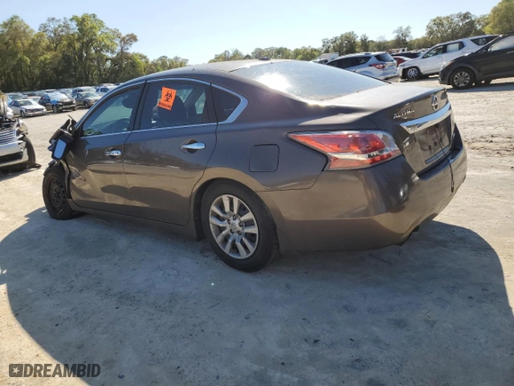 2014 Nissan Altima 2.5 SV with VIN 1N4AL3AP0EC323310, listed as a Copart auction lot 49458465 with 0 mi miles and Salvage Title. Bid and sale history available at carsss.com. Image 2.