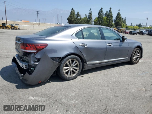 2016 Lexus LS 460 with VIN JTHBL5EF7G5140276, listed as a Copart auction lot 61060735 with 29,768 mi miles and Salvage title. Bid and sale history available at DreamBid. Image 3.