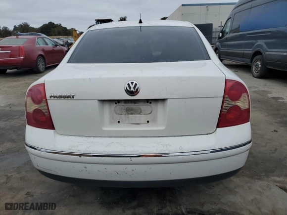 2002 Volkswagen Passat GLS with VIN WVWPD63B02P367932, listed as a Copart auction lot 72458204 with 252,329 mi miles and Salvage Title. Bid and sale history available at carsss.com. Image 6.