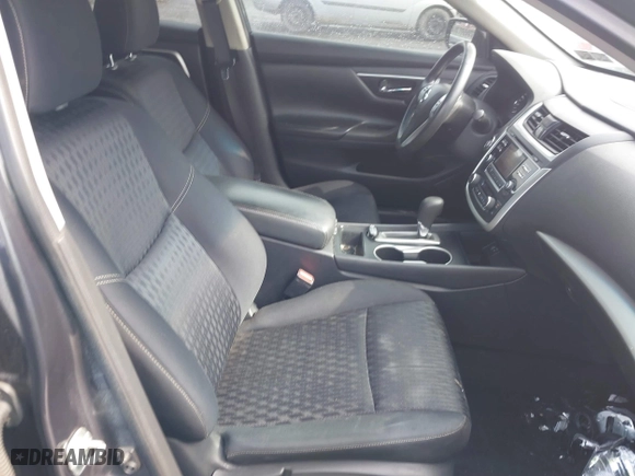2017 Nissan Altima 2.5 SV with VIN 1N4AL3AP3HC285995, listed as a IAAI auction lot 41690752 with 107,067 mi miles. Bid and sale history available at carsss.com. Image 5.