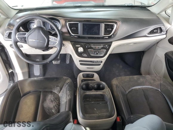2021 Chrysler Voyager LXI with VIN 2C4RC1DG9MR525940, listed as a Copart auction lot 42161705 with 90,022 mi miles and Salvage Title. Bid and sale history available at carsss.com. Image 8.