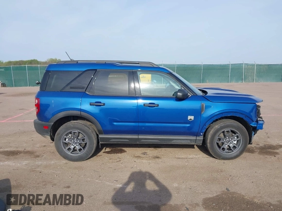2024 Ford Bronco Sport Big Bend z VIN 3FMCR9B60RRE32685, wystawiony jako IAAI lot #42192178 z przebiegiem 3 810 mil mil oraz . Historia ofert i sprzedaży dostępna na DreamBid. Obrazek 14.