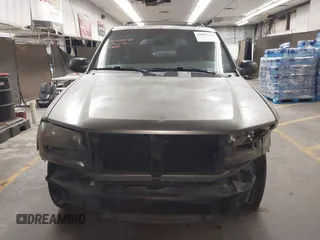 2002 Chevrolet TrailBlazer LS with VIN 1GNDS13S622373606, listed as a IAAI auction lot 41891356 with 229,194 mi miles and . Bid and sale history available at DreamBid. Image 13.