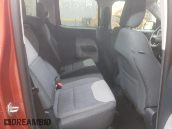 2024 Ford Maverick XLT z VIN 3FTTW8H37RRB43372, wystawiony jako Copart lot #83797624 z przebiegiem 496 mil mil oraz Szkoda całkowita • Salvage title. Historia ofert i sprzedaży dostępna na DreamBid. Obrazek 11.