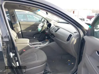 2016 Kia Sportage LX with VIN KNDPBCAC6G7853992, listed as a IAAI auction lot 41292698 with 106,803 mi miles and . Bid and sale history available at carsss.com. Image 5.