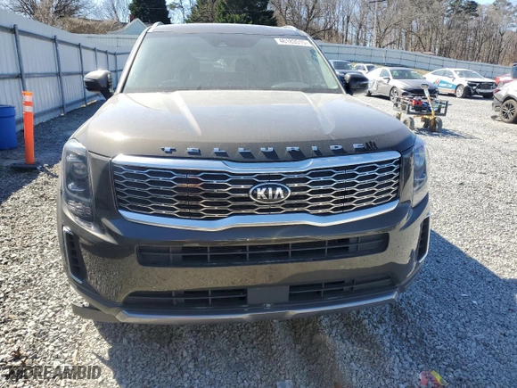 2020 Kia Telluride S with VIN 5XYP6DHC1LG070012, listed as a Copart auction lot 46183515 with 88,260 mi miles and Salvage Title. Bid and sale history available at carsss.com. Image 5.