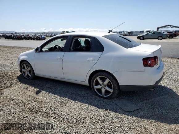 2010 Volkswagen Jetta Limited Edition z VIN 3VWAZ7AJ3AM115147, wystawiony jako Copart lot #52068825 z przebiegiem 154 804 mil mil oraz Szkoda całkowita • Salvage title. Historia ofert i sprzedaży dostępna na DreamBid. Obrazek 2.