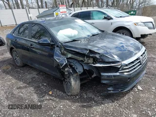 2021 Volkswagen Jetta S z VIN 3VWC57BU0MM035340, wystawiony jako IAAI lot #42045819 z przebiegiem 76 751 mil mil oraz . Historia ofert i sprzedaży dostępna na DreamBid. Obrazek 1.
