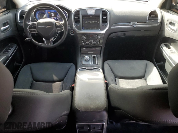 2019 Chrysler 300 Touring with VIN 2C3CCAAG6KH755596, listed as a Copart auction lot 47433935 with 60,668 mi miles and Salvage Title. Bid and sale history available at carsss.com. Image 8.