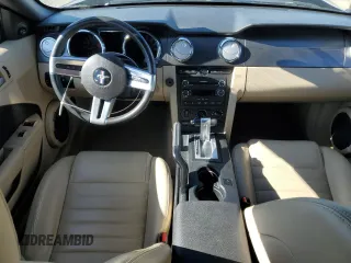 2008 Ford Mustang GT Deluxe z VIN 1ZVHT85H085155666, wystawiony jako Copart lot #47425595 z przebiegiem Nie podano mil oraz Szkody całkowita. Historia ofert i sprzedaży dostępna na DreamBid. Obrazek 8.