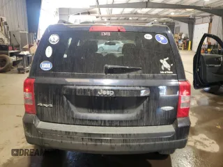 2011 Jeep Patriot Latitude with VIN 1J4NF1GB1BD219119, listed as a Copart auction lot 49386095 with 110,361 mi miles and Clean Title. Bid and sale history available at DreamBid. Image 6.