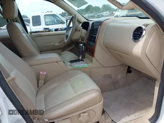 2006 Ford Explorer Eddie Bauer with VIN 1FMEU64E26UA98335, listed as a IAAI auction lot 42655017 with 220,365 mi miles and . Bid and sale history available at DreamBid. Image 5.