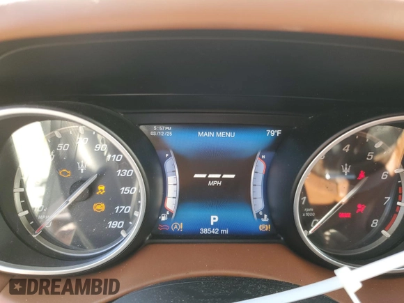 2017 Maserati Levante z VIN ZN661XUL2HX250068, wystawiony jako Copart lot #44736915 z przebiegiem 38 542 mil mil oraz Czysty tytuł • Clean title. Historia ofert i sprzedaży dostępna na DreamBid. Obrazek 9.