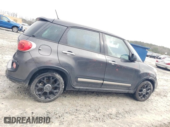 2015 FIAT 500L Urbana Trekking z VIN ZFBCFADH0FZ032147, wystawiony jako Copart lot #45200315 z przebiegiem 103 598 mil mil oraz Szkoda całkowita • Salvage title. Historia ofert i sprzedaży dostępna na DreamBid. Obrazek 3.