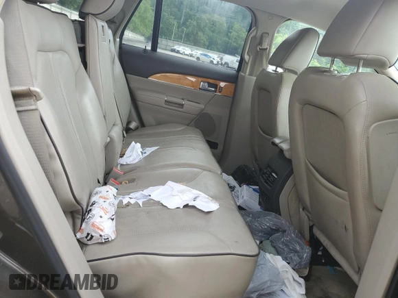 2011 Lincoln MKX z VIN 2LMDJ6JK5BBJ06463, wystawiony jako Copart lot #60041285 z przebiegiem 195 915 mil mil oraz Szkoda całkowita • Salvage title. Historia ofert i sprzedaży dostępna na DreamBid. Obrazek 11.